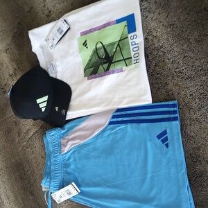 Adidas 💙 NWT 💙 bundle. One shirt one shorts one hat size XL🔥🔥🔥🔥🔥
